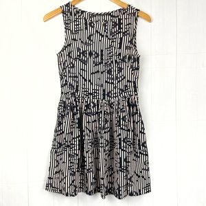 Topshop A Line Sleeves Dress Size 4 Petite